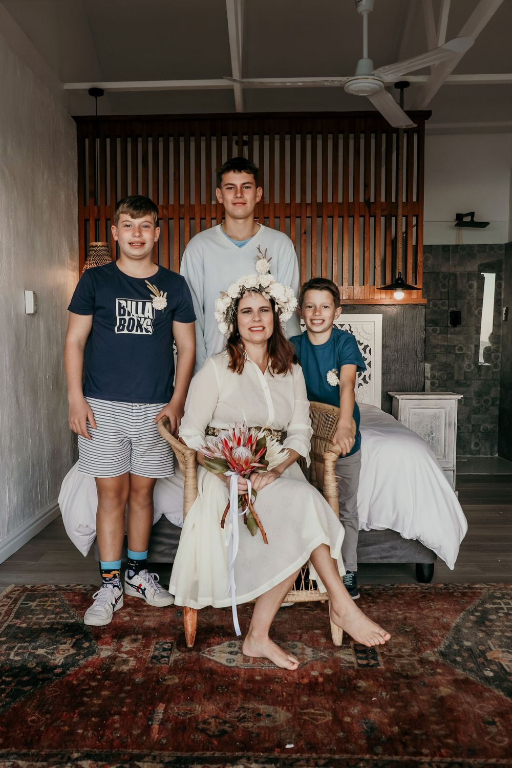 Family moment with the bride St Francis
