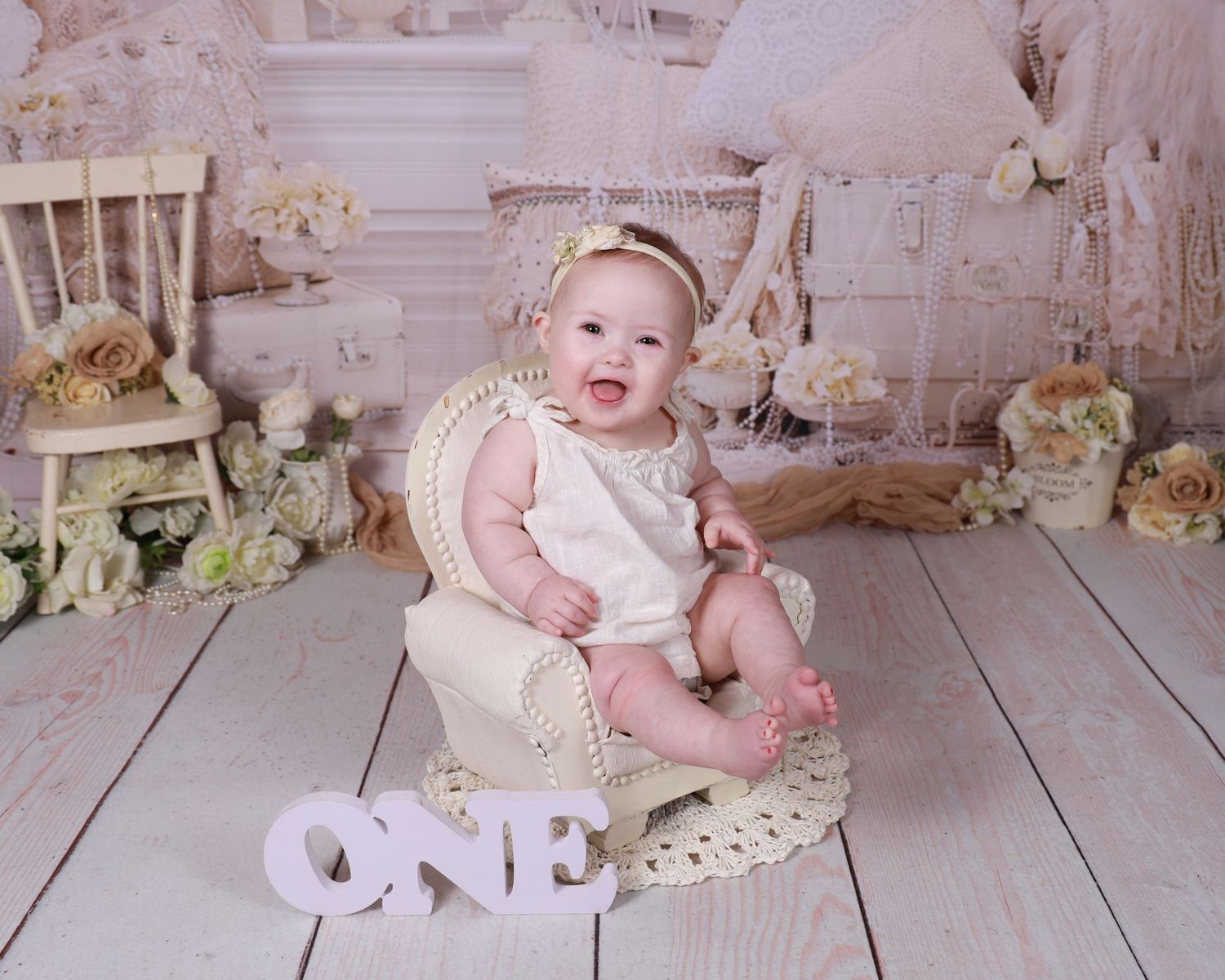 JACKSONVILLE, FLORIDA CHILD PHOTOGRAPHY. CHILDREN SESSION. SAINT AUGUSTINE CHILD PHOTOGRAPHER. SMASH CAKE