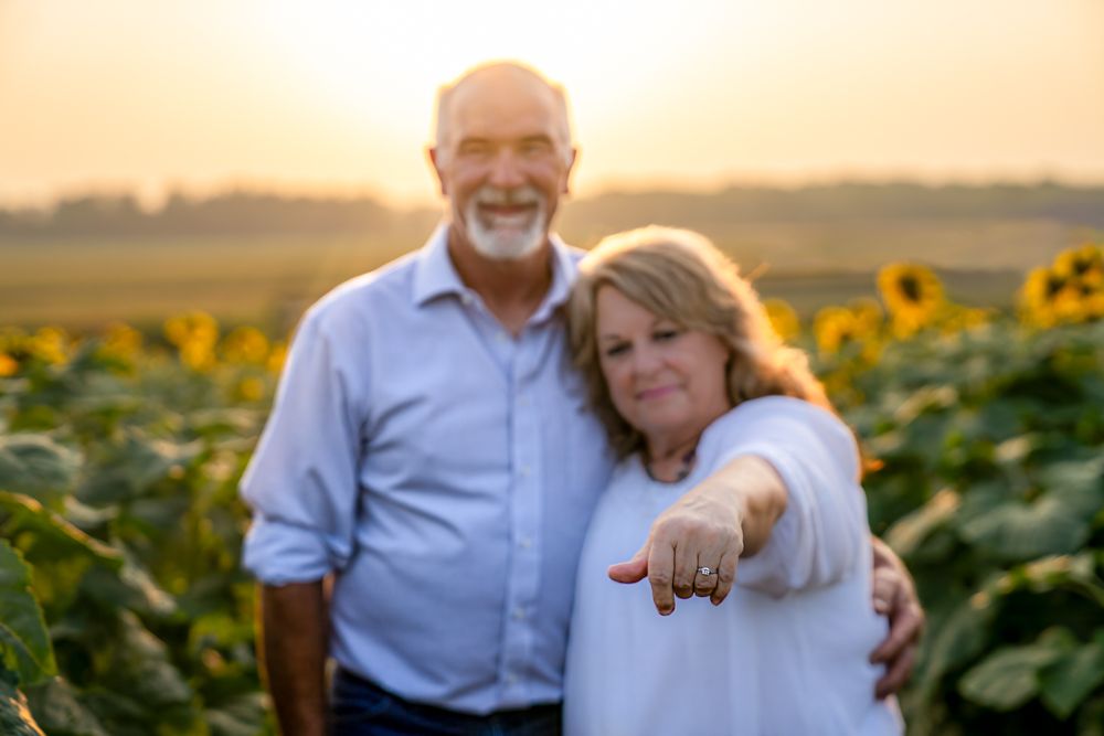 JE Images Couple Engagement