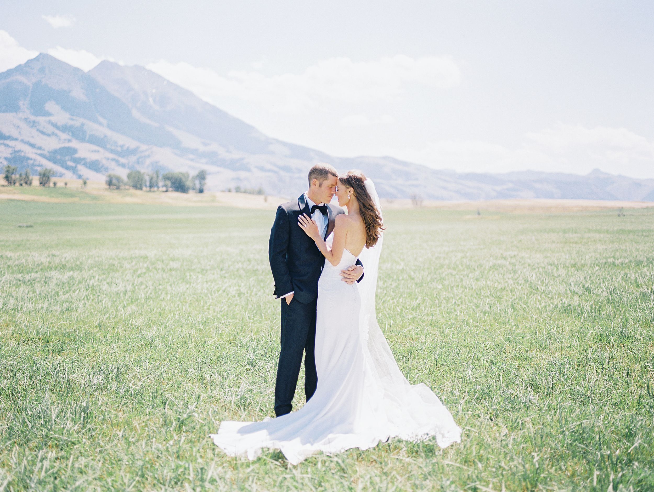 Sage Lodge, Montana. Lake Tahoe wedding.