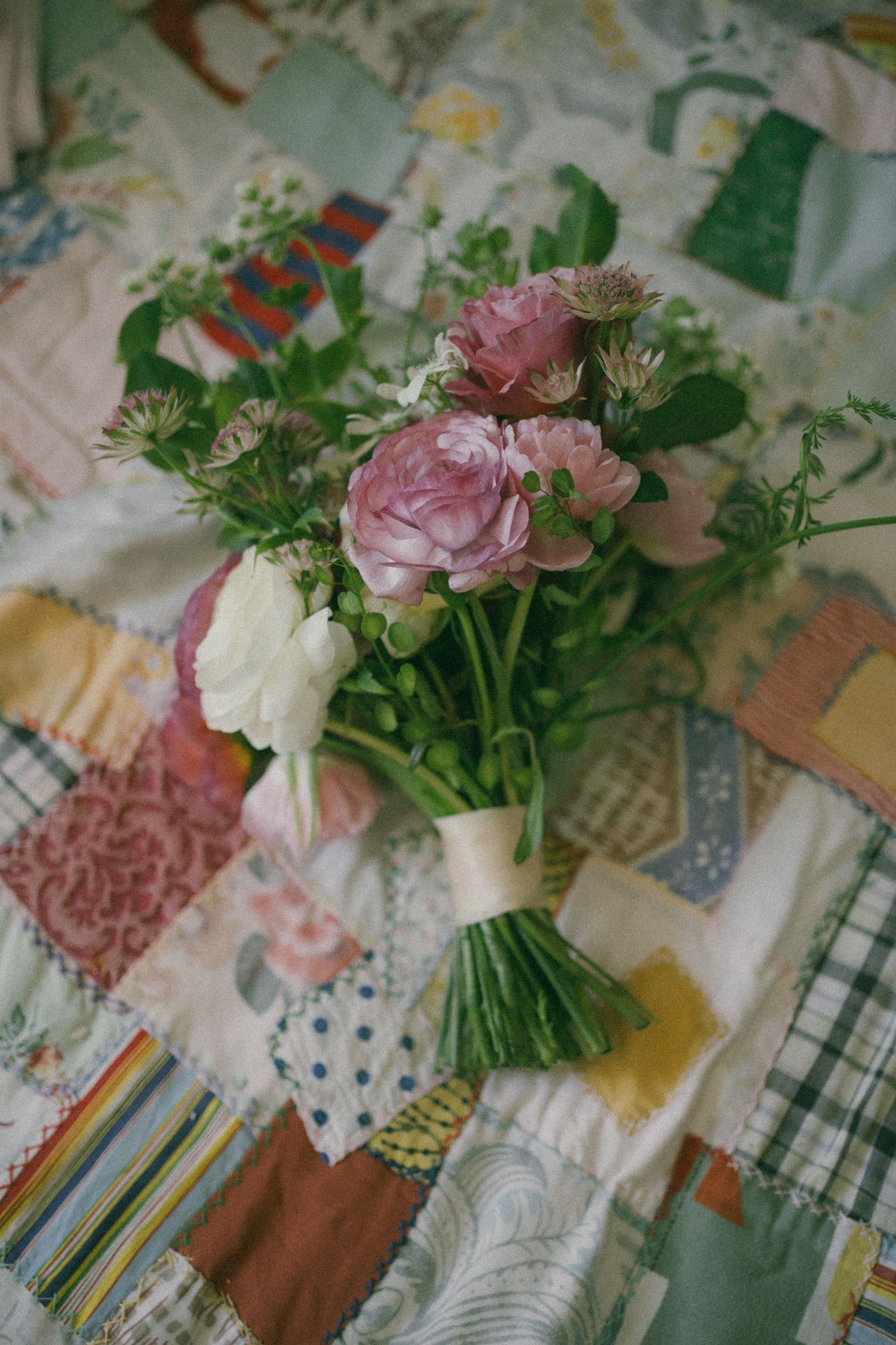 wiltshire editorial documentary wedding photographer