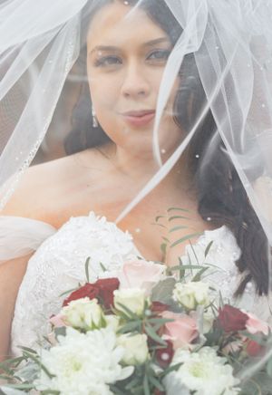 NORTHEAST OHIO PHOTOGRAPHER PHOTOGRAPHER NEAR ME YOUNGSTOWN WEDDINGS YOUNGSTOWN PHOTOGRAPHER