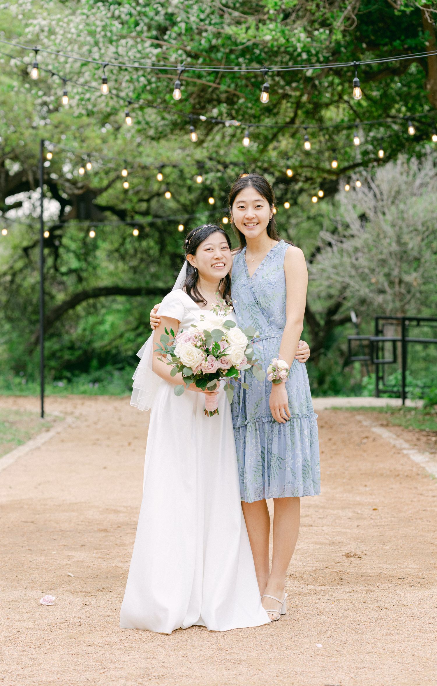 Annie Strever Editorial Fine Wedding Photography Laguna Gloria The Contemporary Austin Texas Elopement Family Portraits