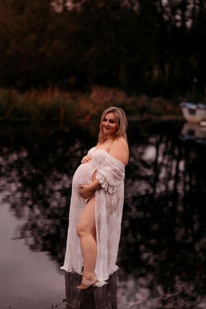 solo maternity pictures mullingar photographer