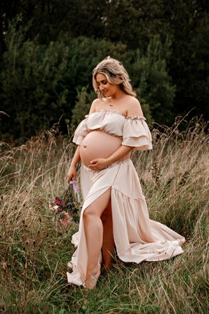 relaxed maternity photos Mullingar photographer