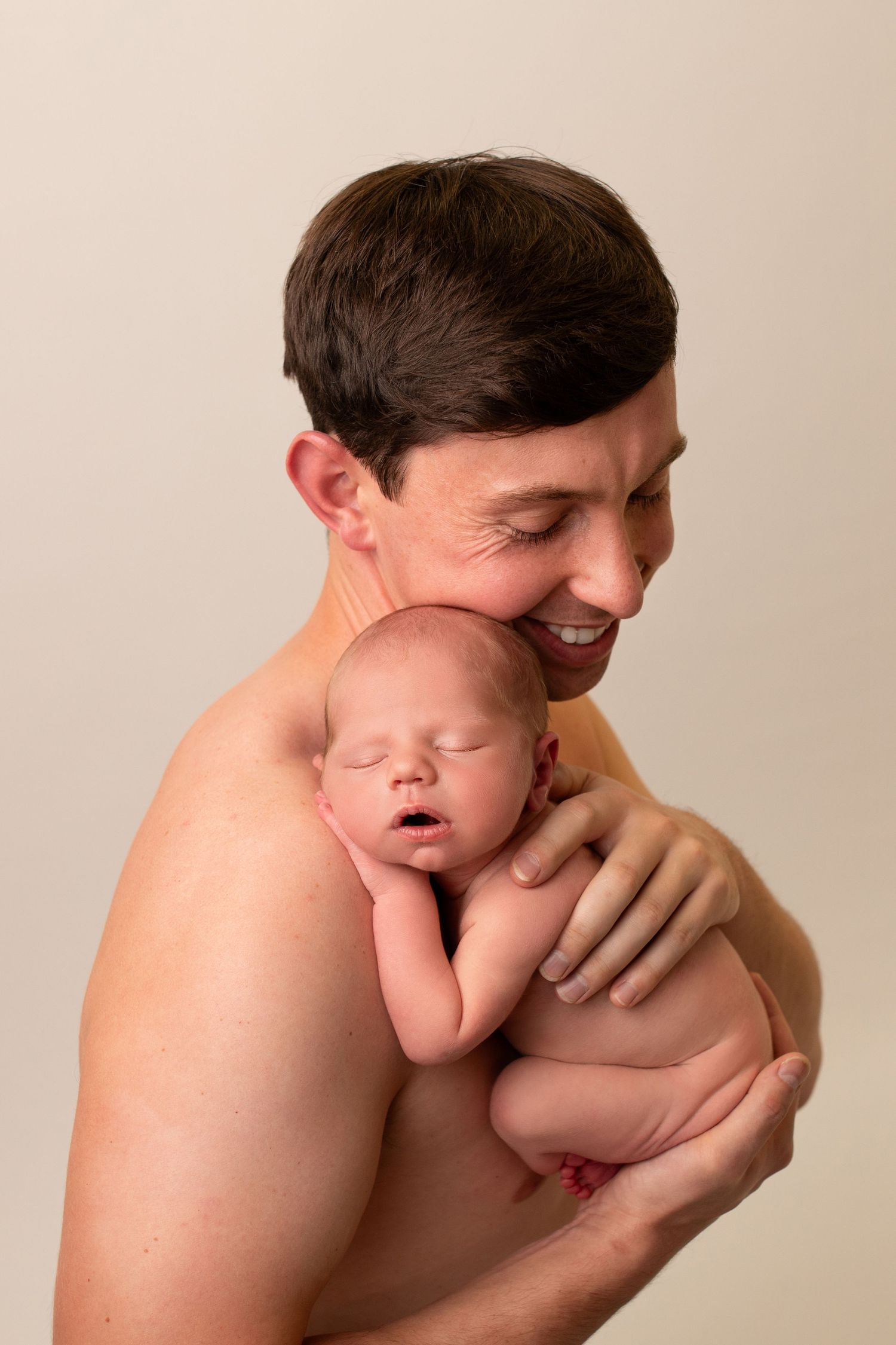 Ayrshire glasgow Renfrewshire newborn and family photographer