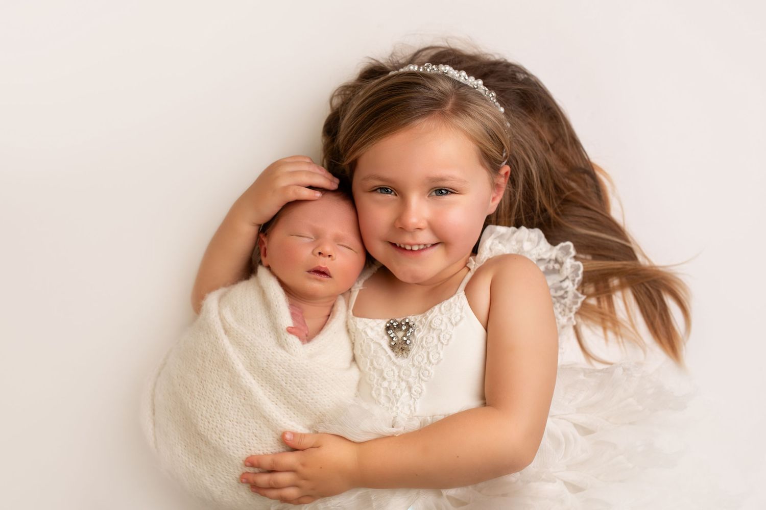 Ayrshire glasgow Renfrewshire sibling newborn photographer
