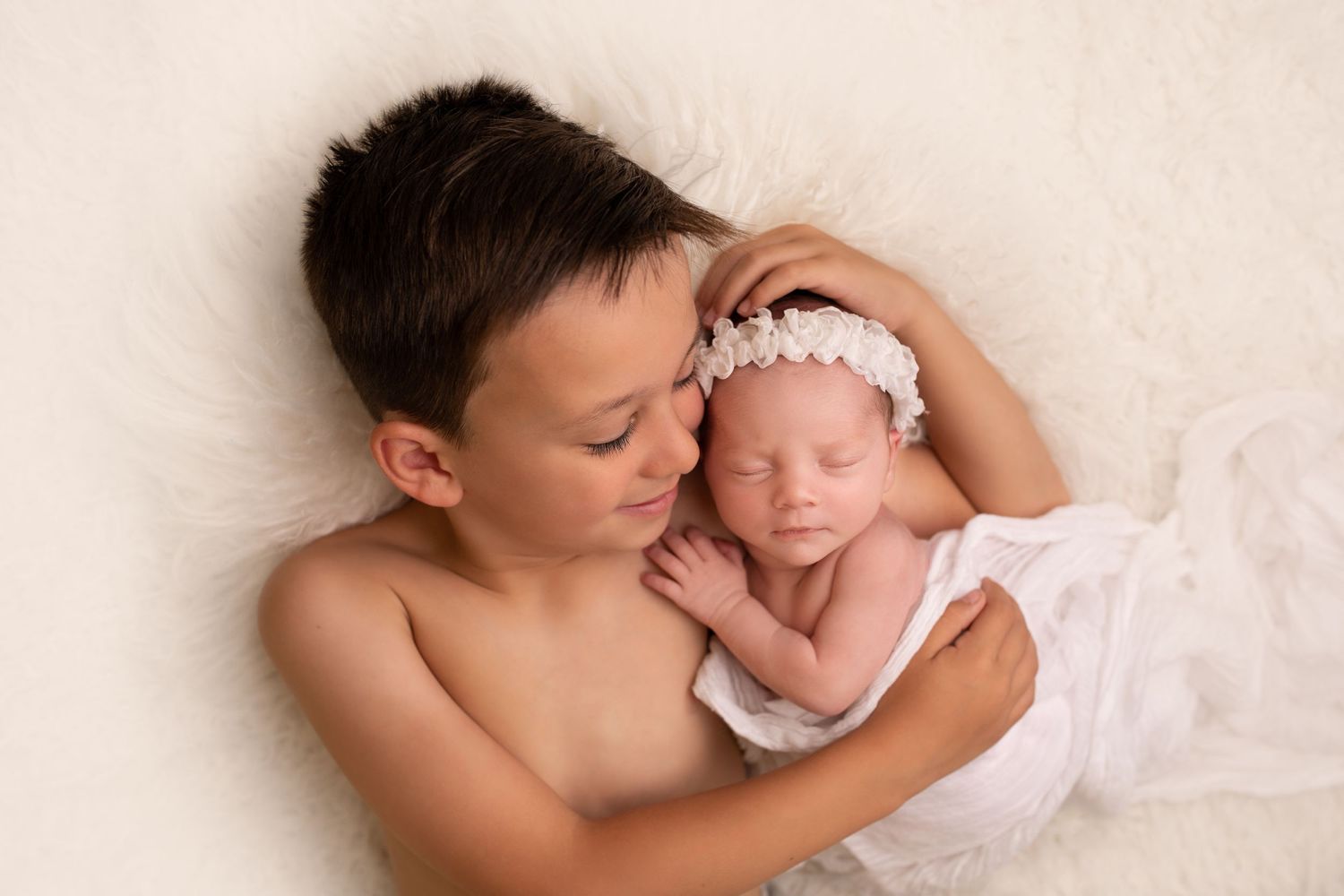 Ayrshire glasgow Renfrewshire sibling newborn photographer
