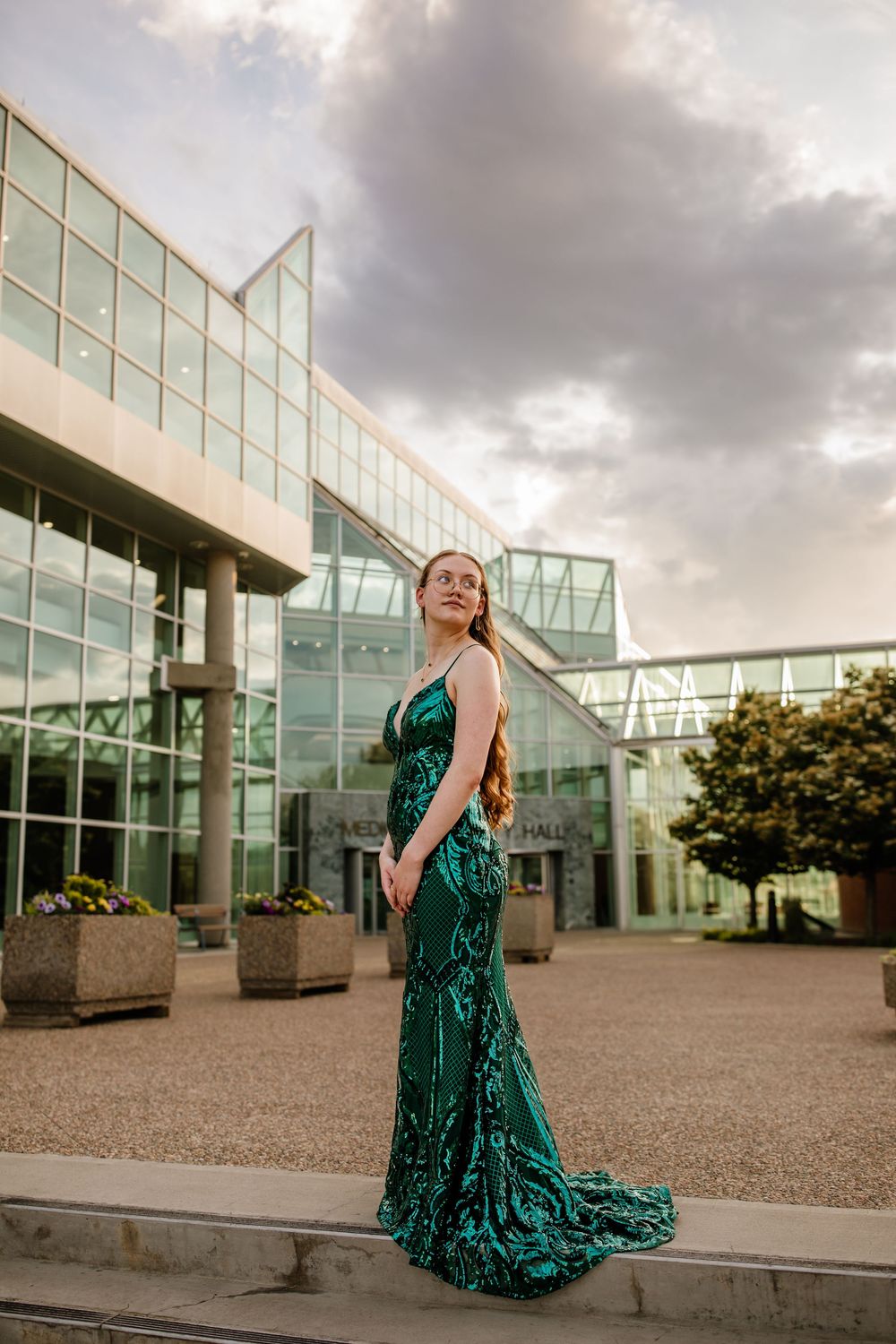 Medicine Hat Grad Photographer