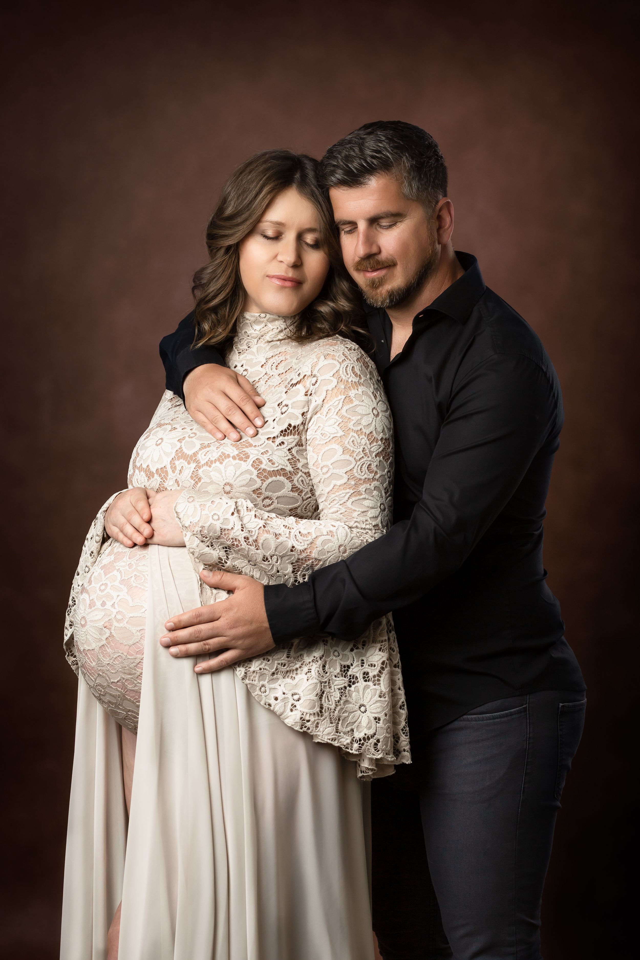 Best Las Vegas Maternity Portrait Photographer, Client Closet Maternity, What to Wear to a Maternity Shoot