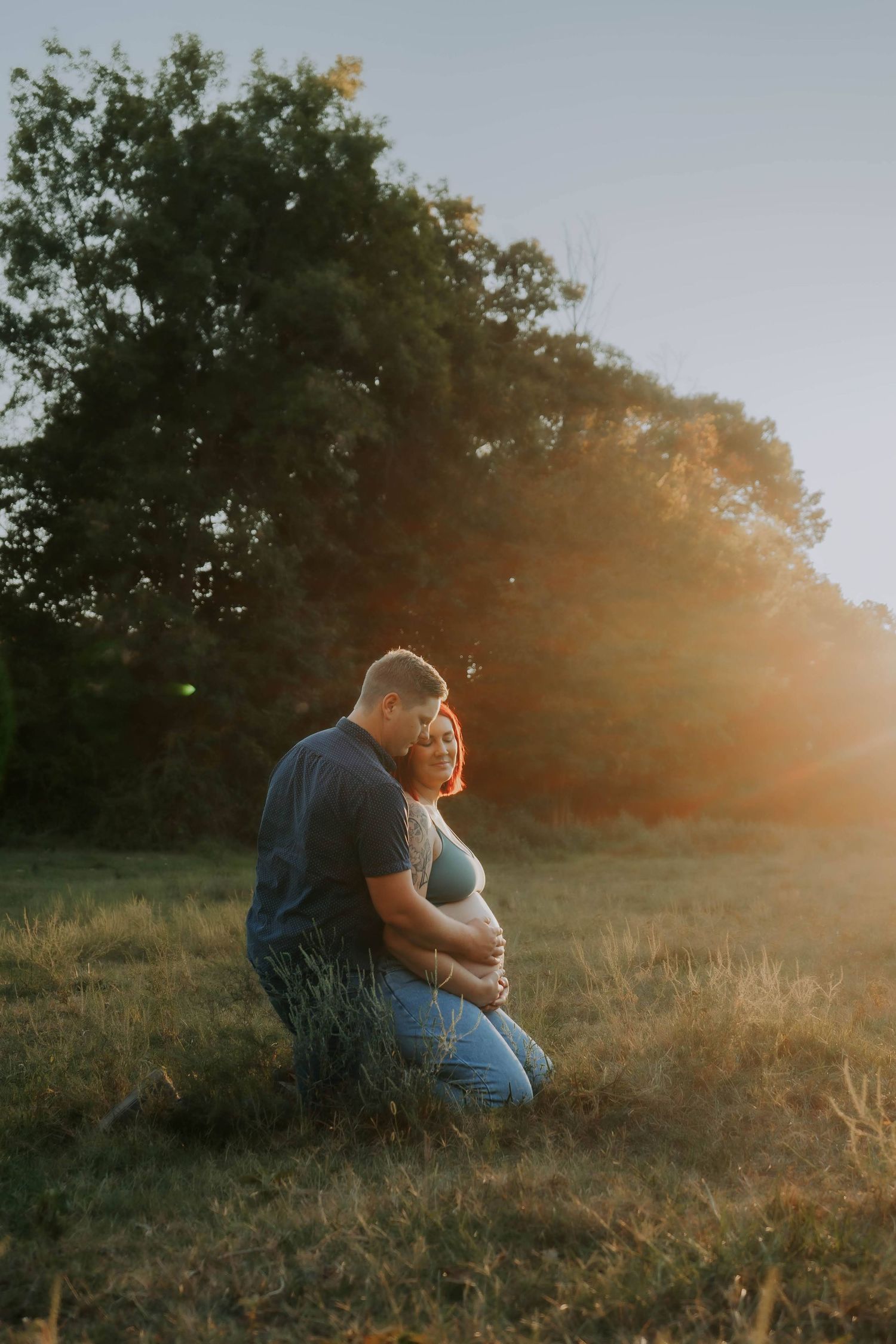 maternity session, golden hour, couples photography, authentic love