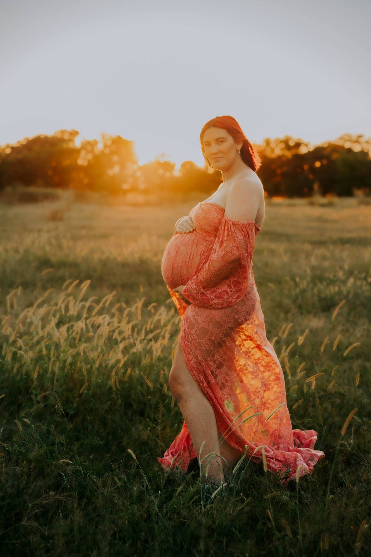 maternity session, golden hour, beautiful, confident