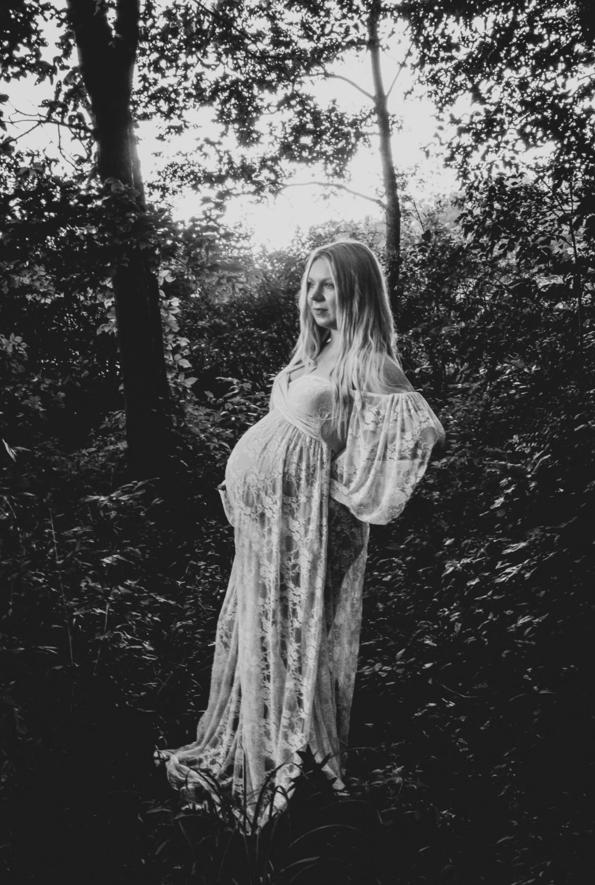 maternity session, black and white, timeless