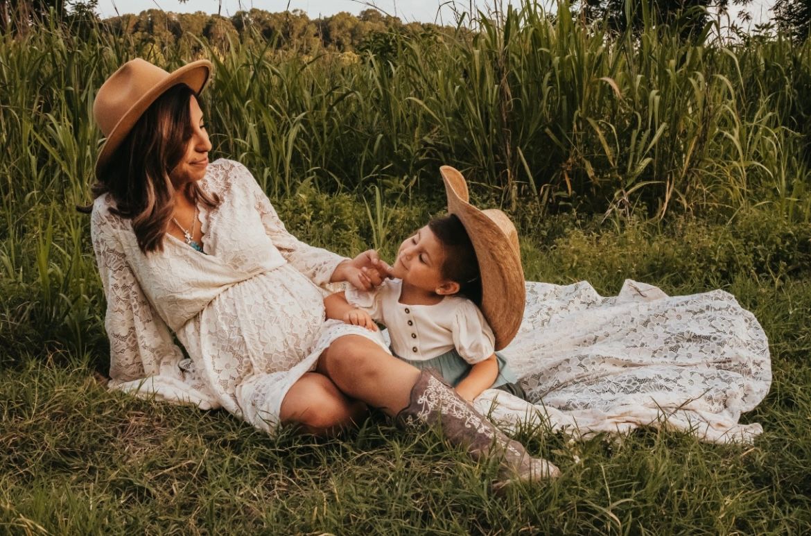 maternity session, family session, farm session