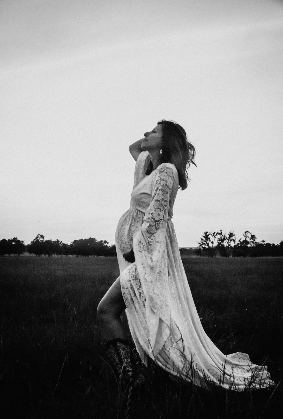 maternity session, black and white