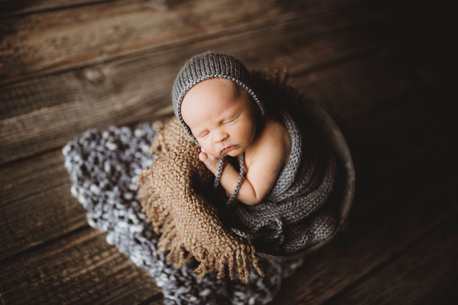 affordable newborn photographer Appleton Wisconsin