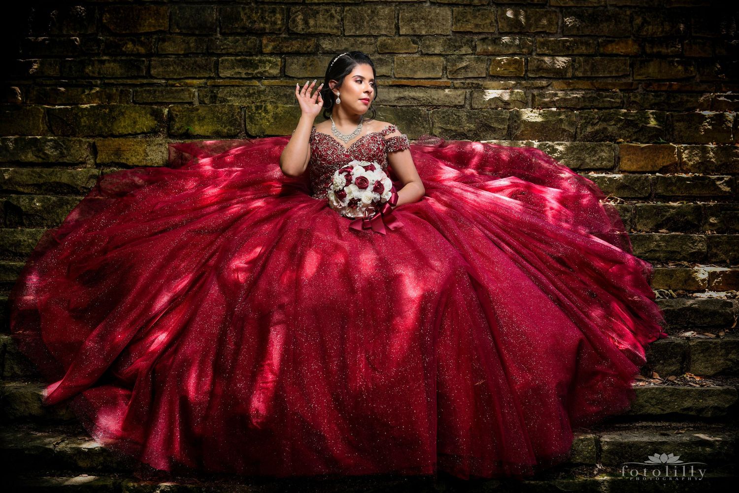 Elegant Denton Quinceañera portraits captured by a trusted Quince photographer serving Highland Village and Denton County families today.