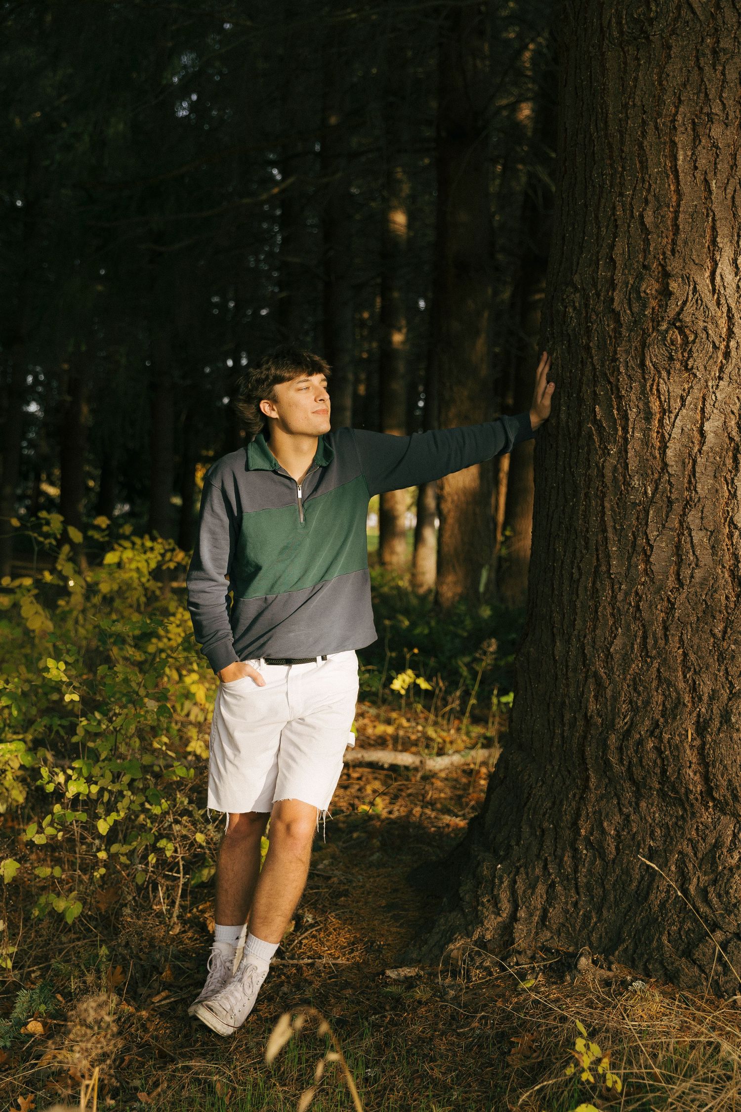 Oregon Senior Photographer. Outdoor Senior Photography. True to color senior photographer near portland oregon. Fall Senior Photos