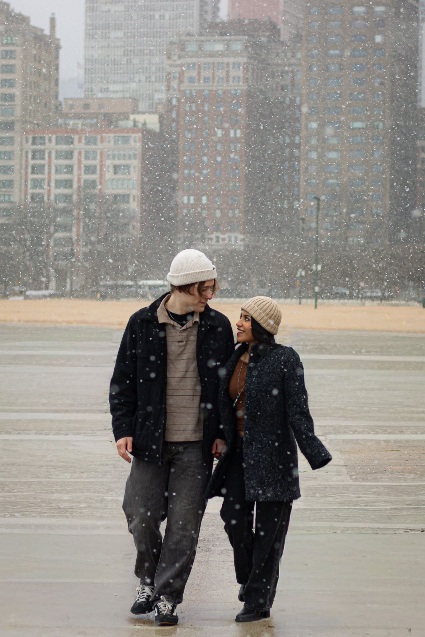 Heart & Halo Photography winter couples shoot