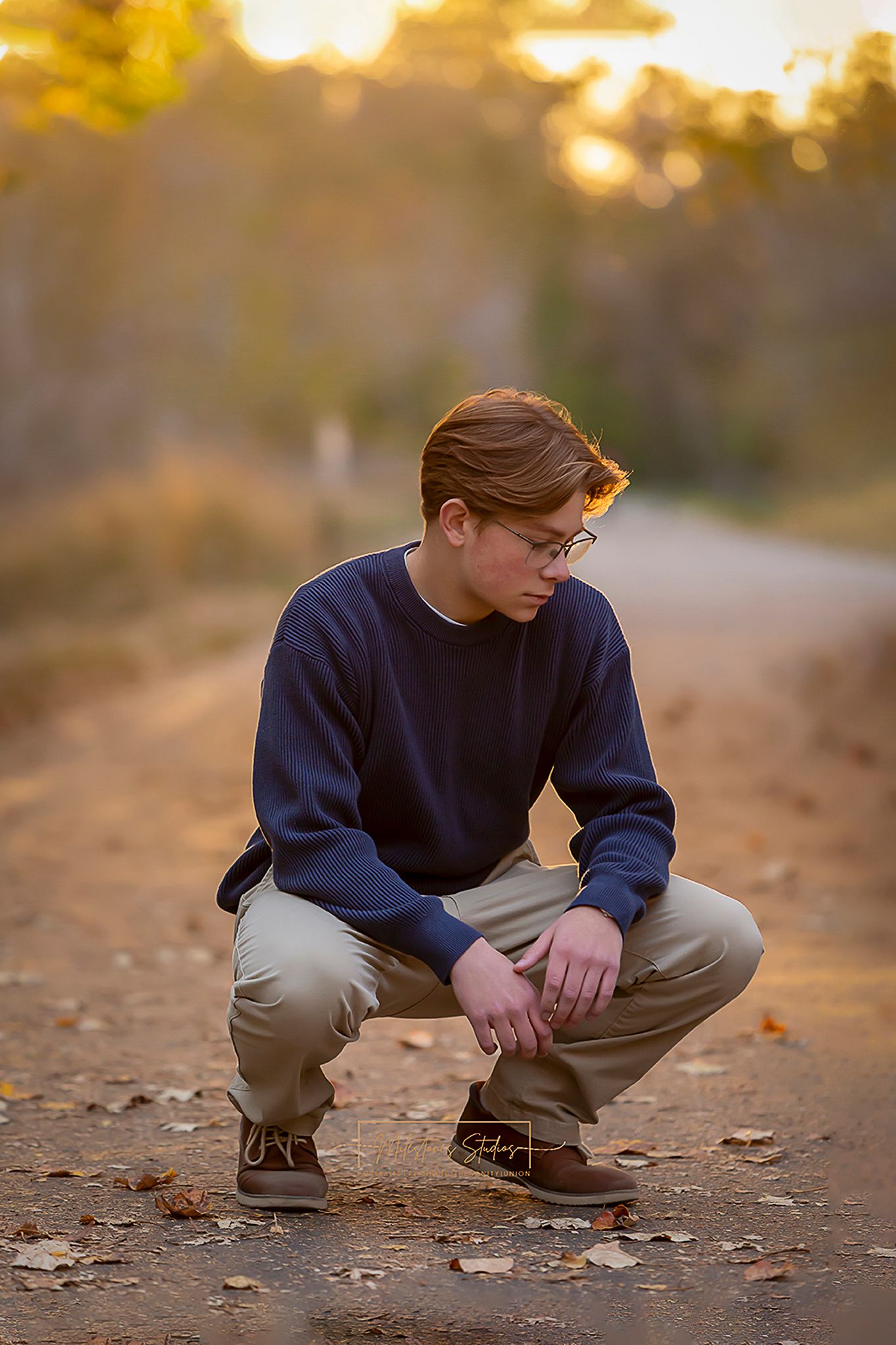 Senior portraits on the Boise River Greenbelt near Meridian, Idaho.