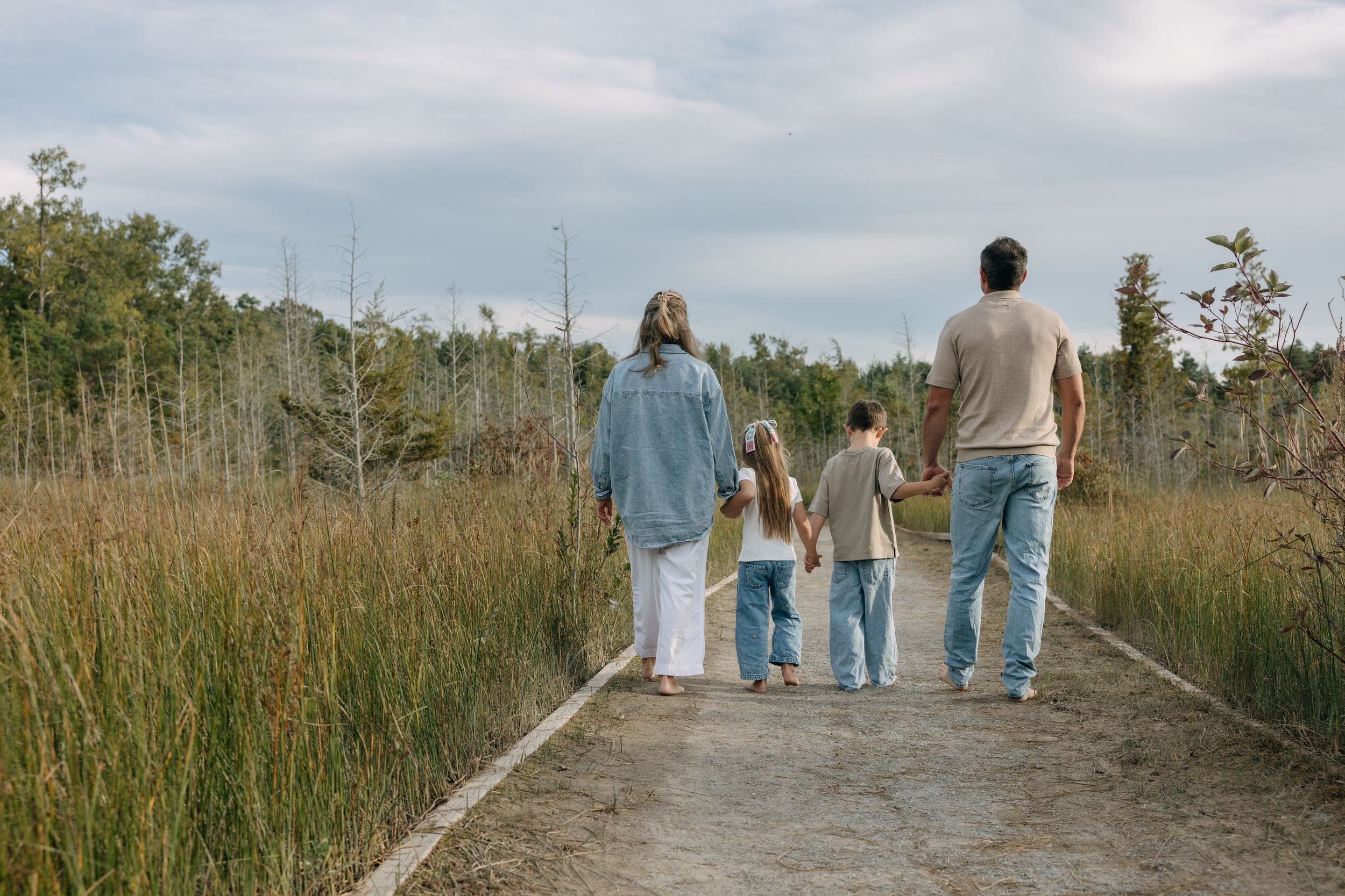 Family Session, Photographer Near Me, Dunes Beach, Prince Edward County, Sandbanks Provincial Park, Family Photographer, Mini Sessions