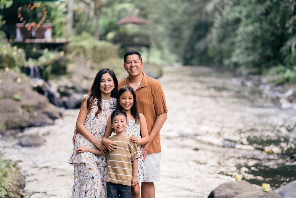 Lifestyle family photography at Samaya Ubud Bali
