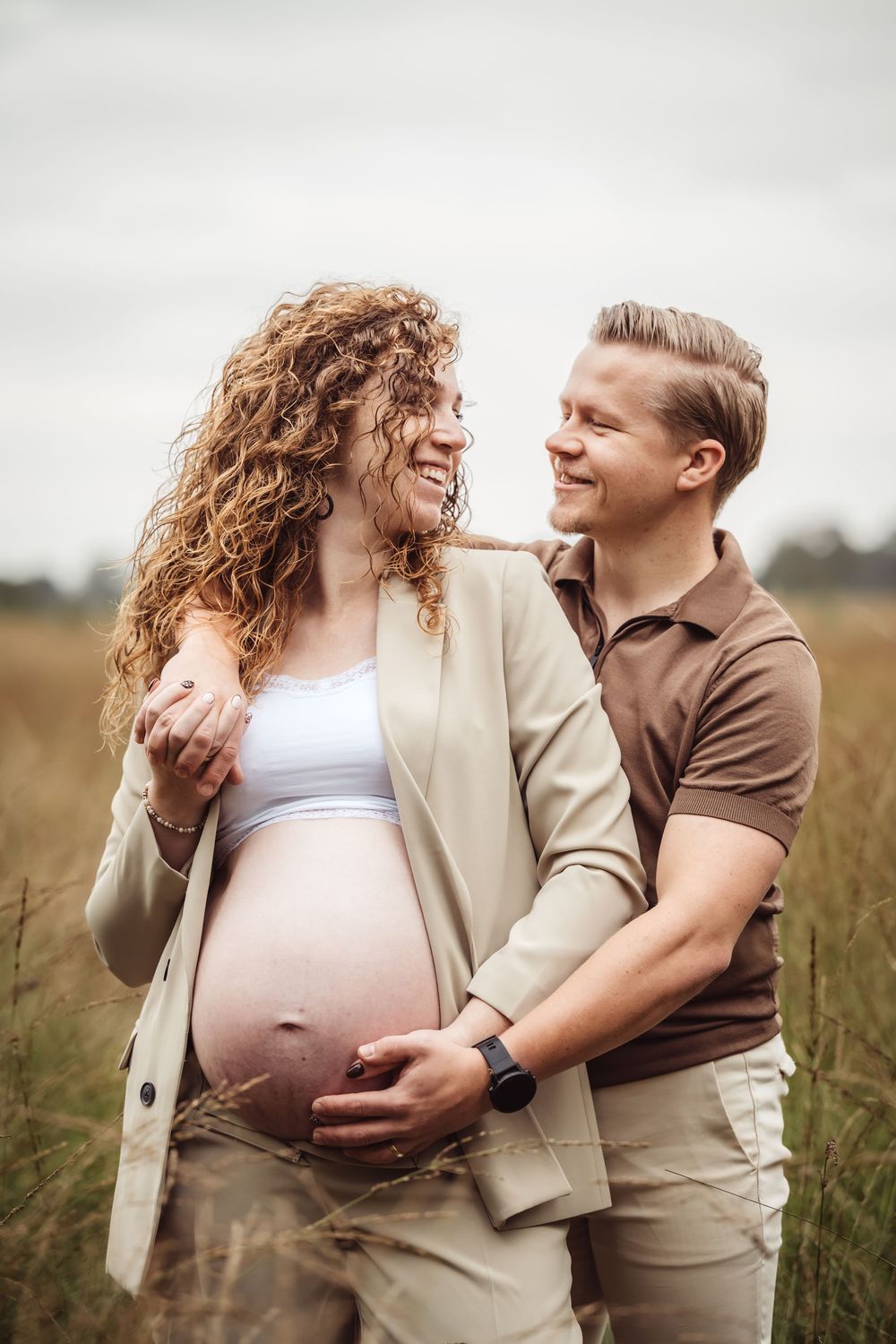 zwangerschap, fotoshoot, salland, gezin, zwangerschapsshoot, pregnant mama