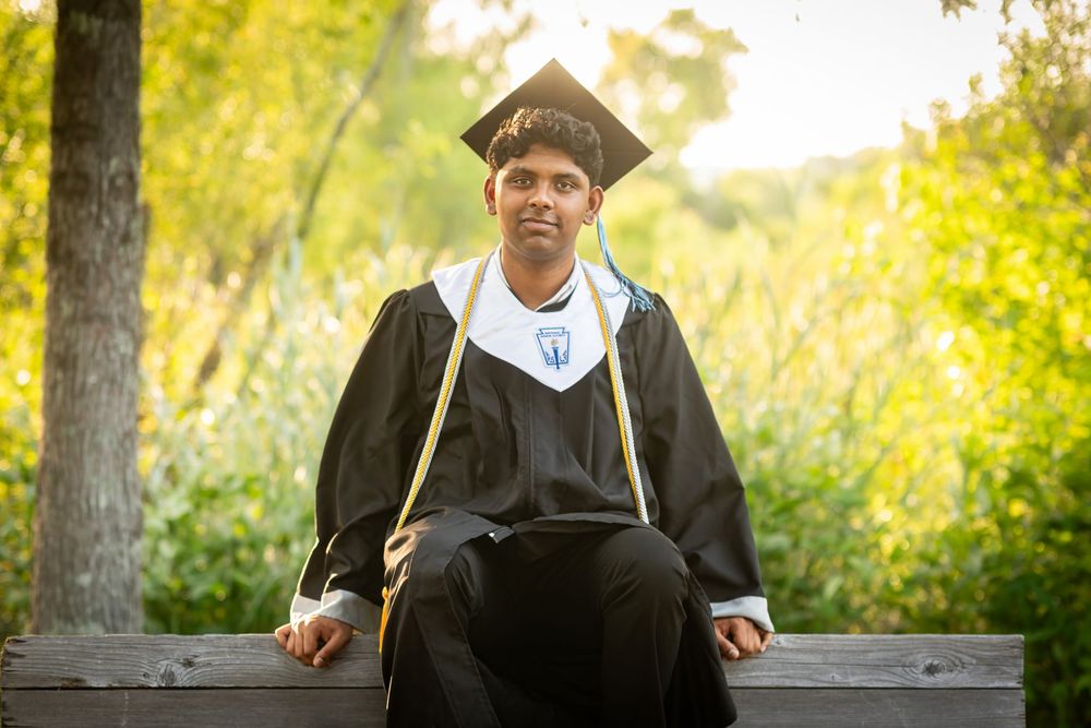 Shadow creek High School senior portrait photographer in Pearland TX
