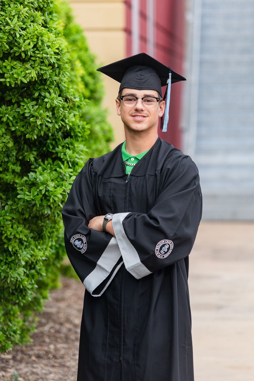 Shadow creek High School senior portrait photographer in Pearland TX