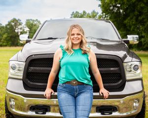 high school senior with a truck, cleveland photographer in KY, high school senior in the country ohio, photography for cleveland high school