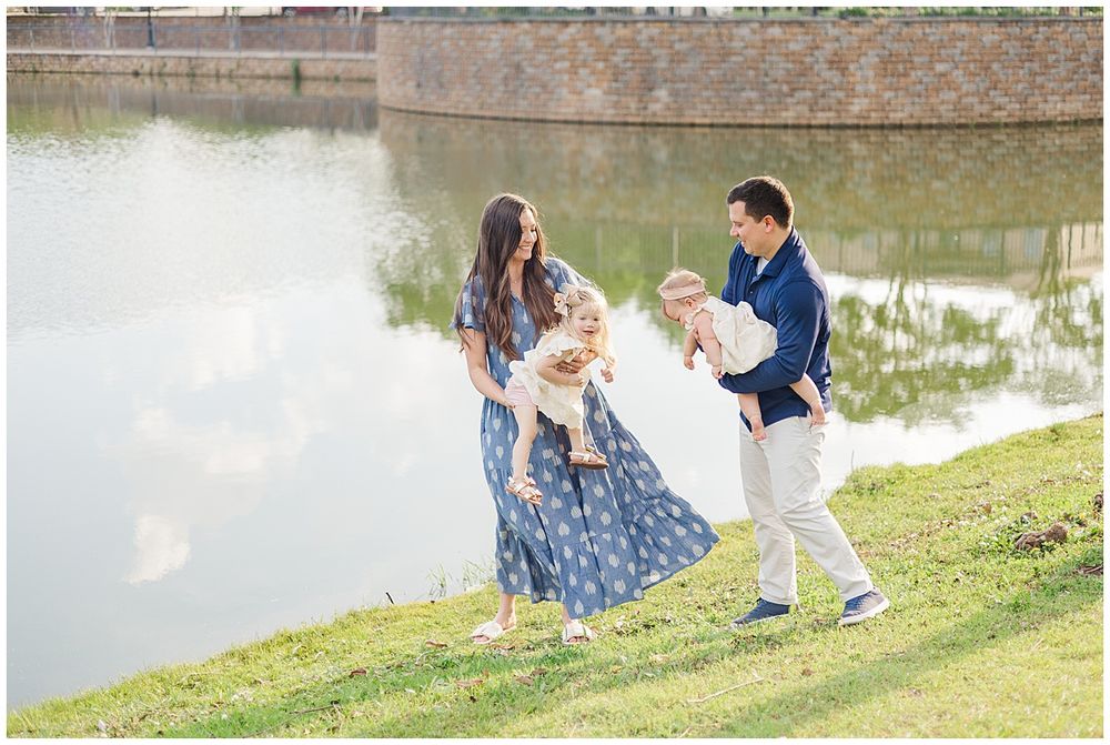 playful family photography session in shreveport Louisiana by Courtney dexter photography