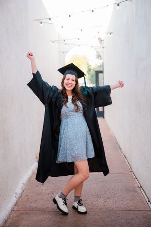 Gilbert Arizona photographer Melissa Maxwell of Jubilee Family Photography. Downtown Gilbert Senior Portraits.