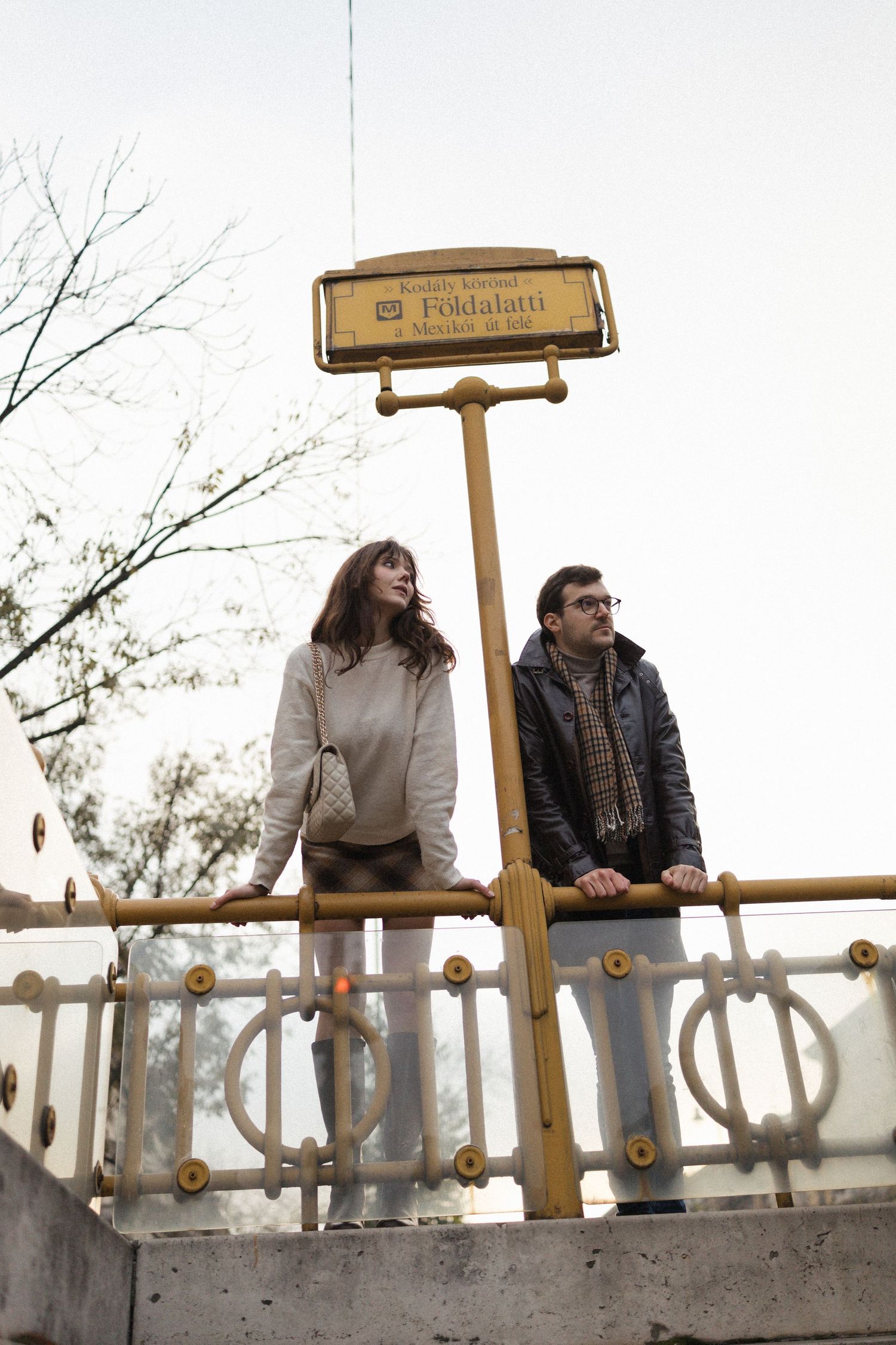 budapest photoshoot wedding photographer elegant and style studio couple photoshoot