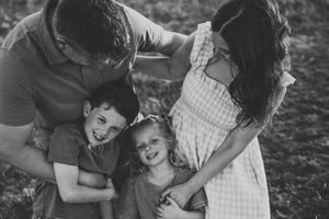 Candid family photo southern maine