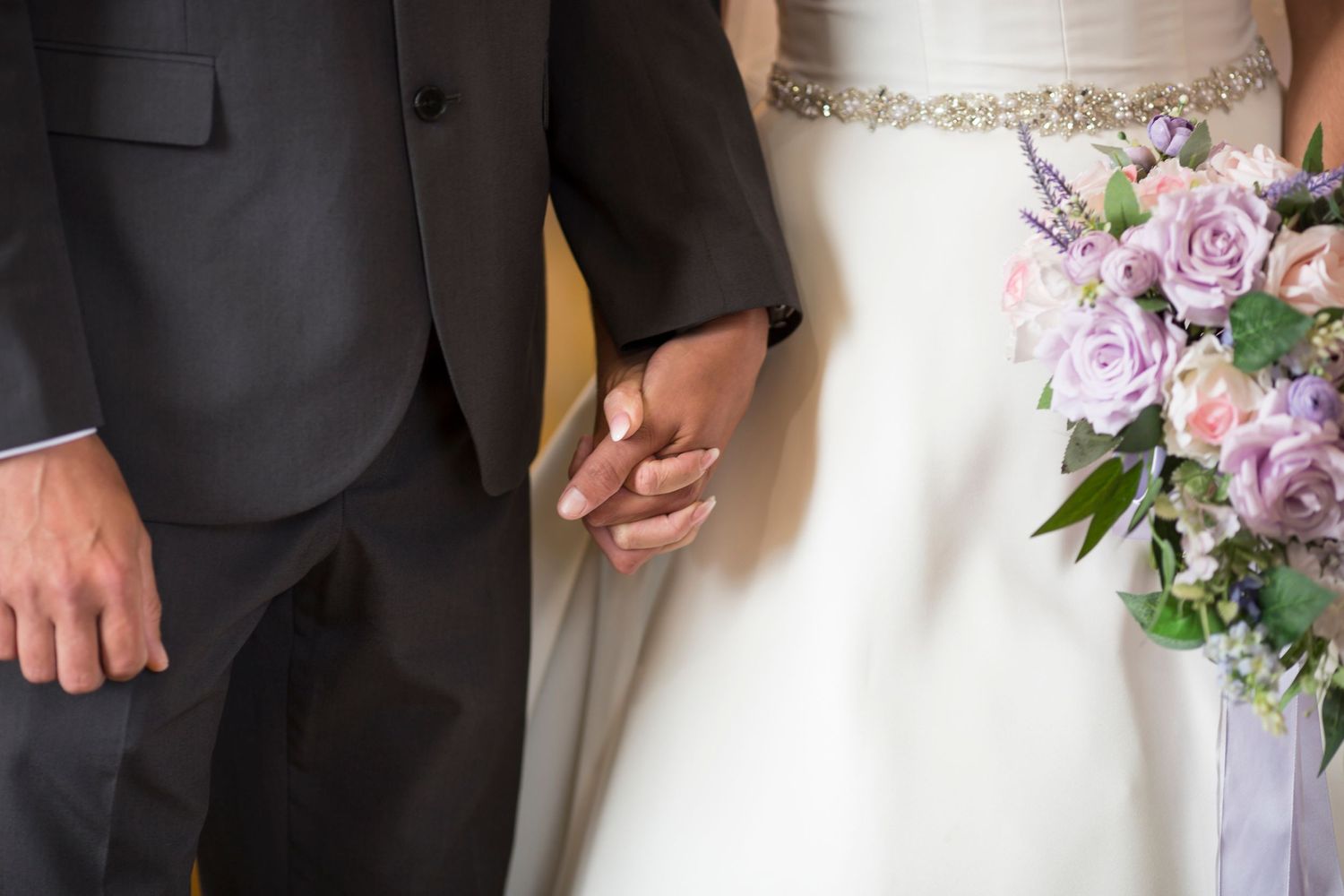 wedding photography by little wonderland photography widnes cheshire Runcorn Town Hall Wedding