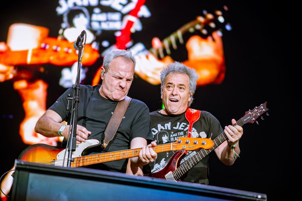 Hombres G