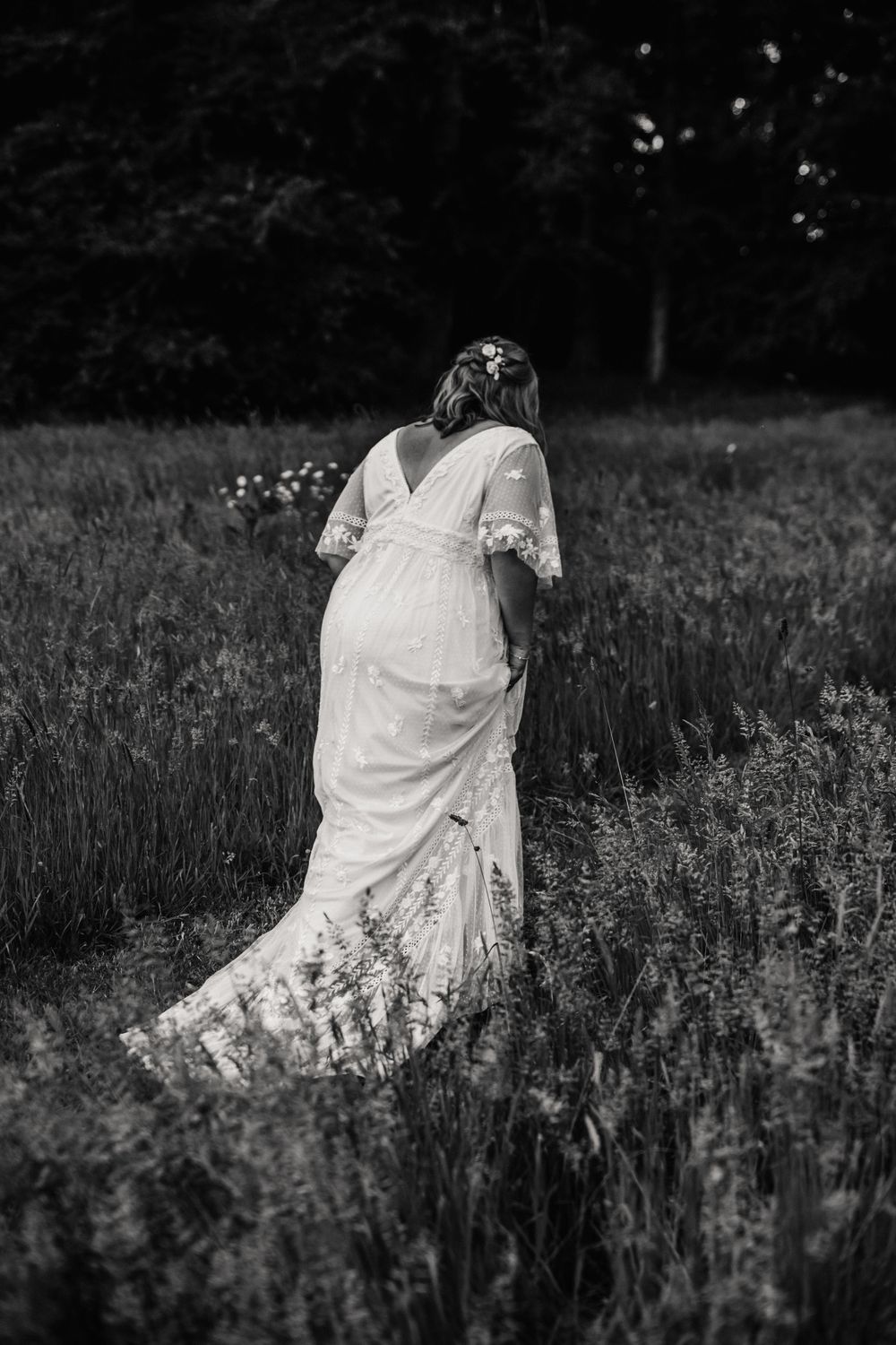 Fonthill Estate Wedding wedding venue with lake views. Documentary wedding photographer Wiltshire, Dorset, Devon, Hampshire