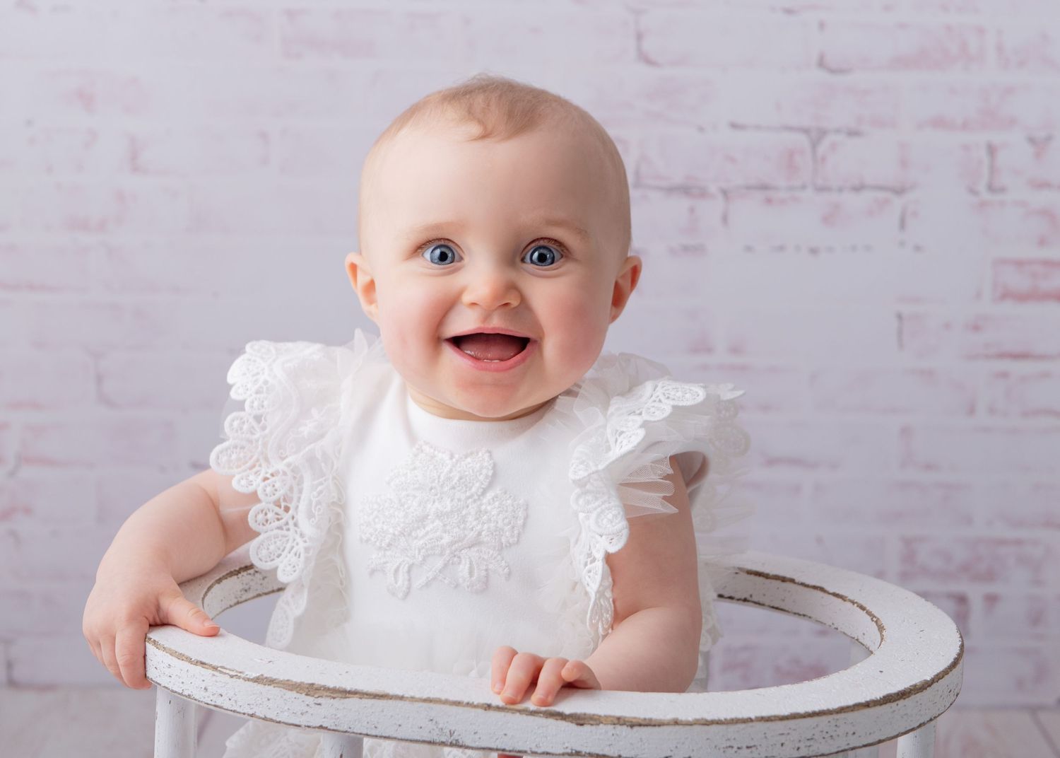 sitter session photoshoot baby picture bromsgrove Worcester