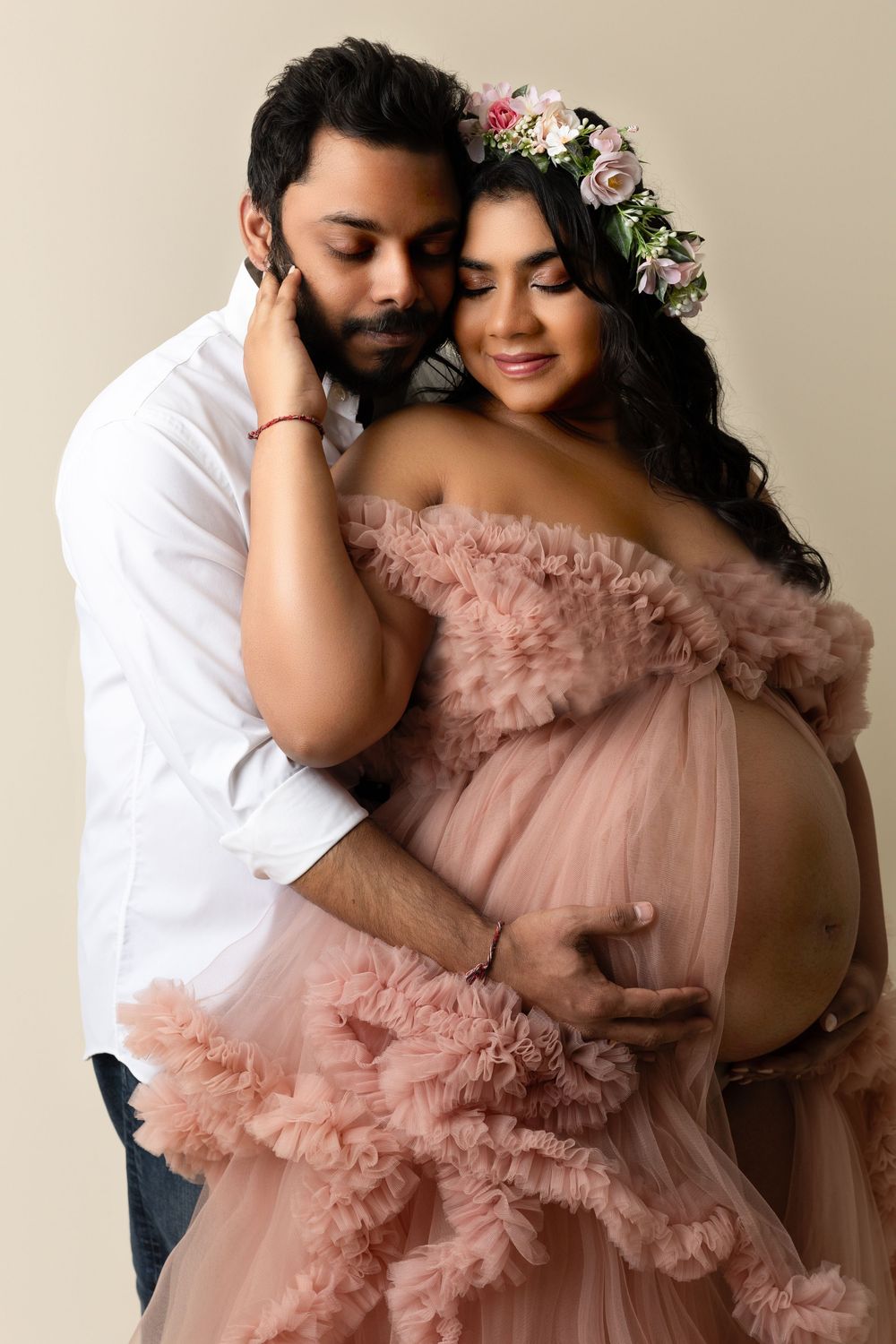 maternity studio photographer in greensboro