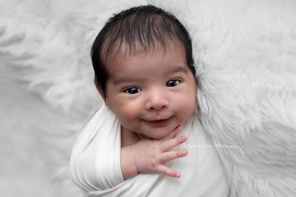 Awake newborn babies Elizabeth Lang Photography