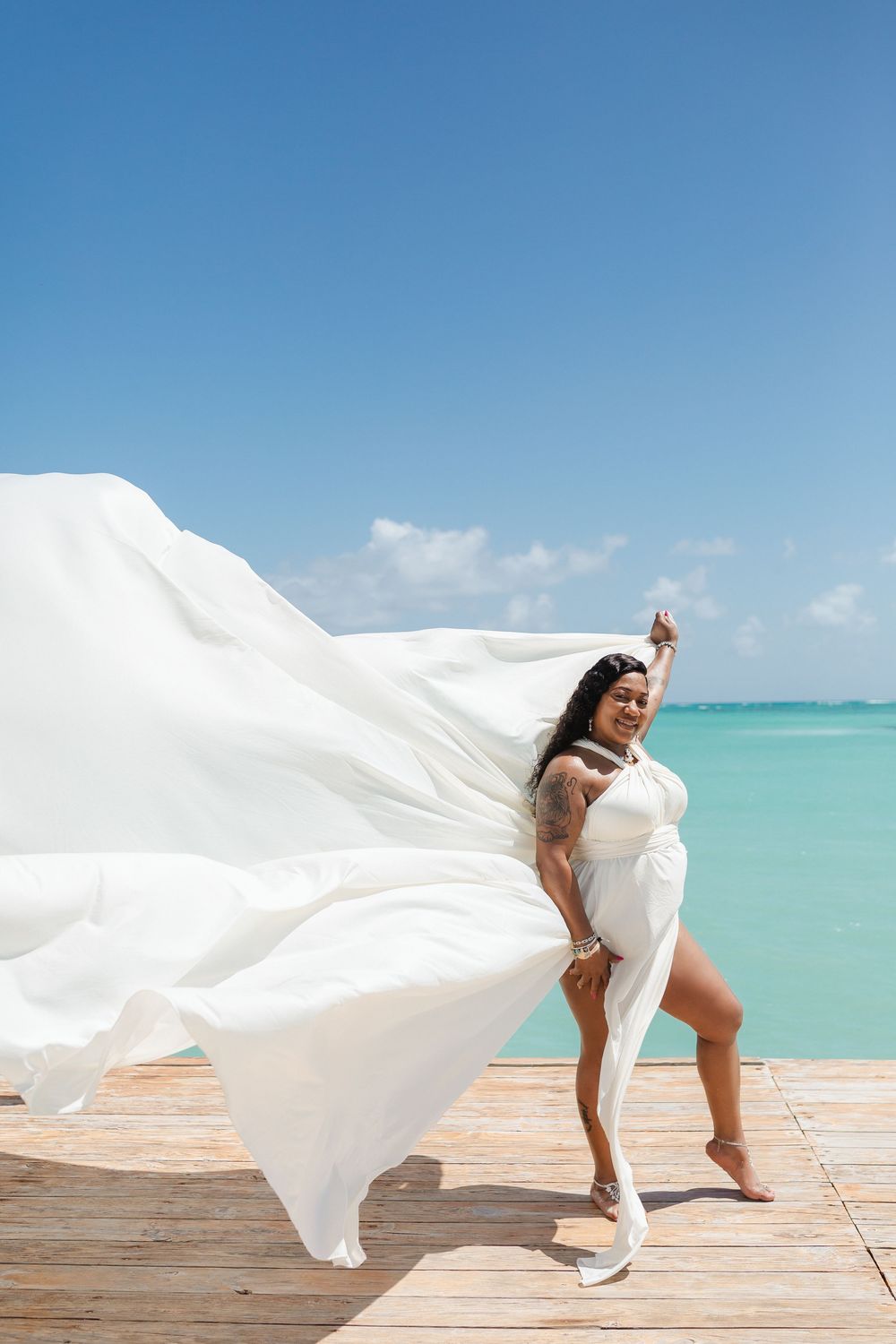Flying dress Punta Cana, Photo session on the beach. For woman, couple, celebrate birthday,  anniversary
