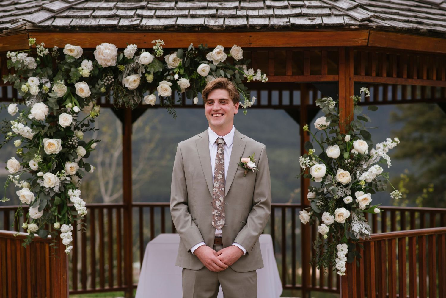 Silvertip Resort Canmore Wedding
Canmore Wedding Photographer