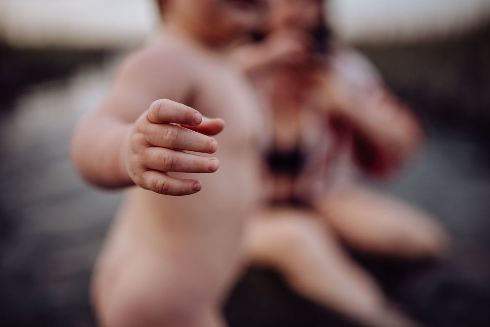 Wilmington, NC 
Motherhood Photographer
Bending Rivers Photo,  
Family Photographer