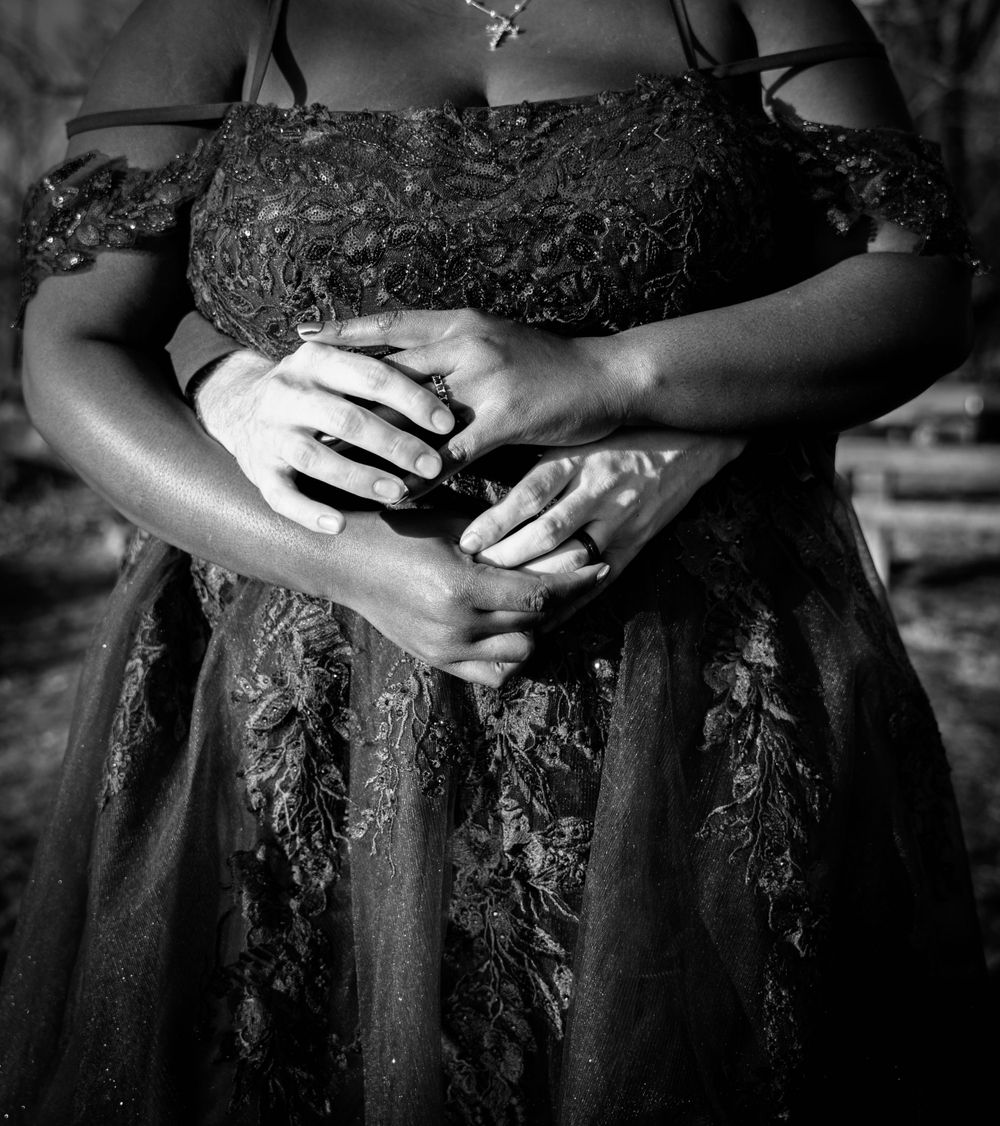 Wedding photography in Memphis, TN focused on authentic moments, connection, and classic storytelling.