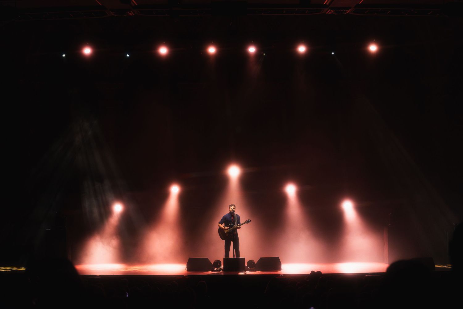 Passenger, Wei Chong, WC Creative, Queen Elizabeth Theatre, Let Her Go, World Tour Photographer, Orpheum, Music