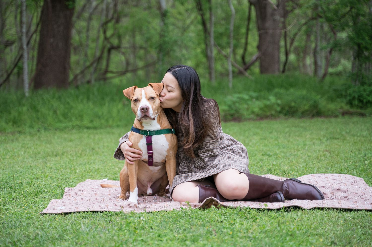Calm dog and owner portrait in natural outdoor setting, Houston dog photographer