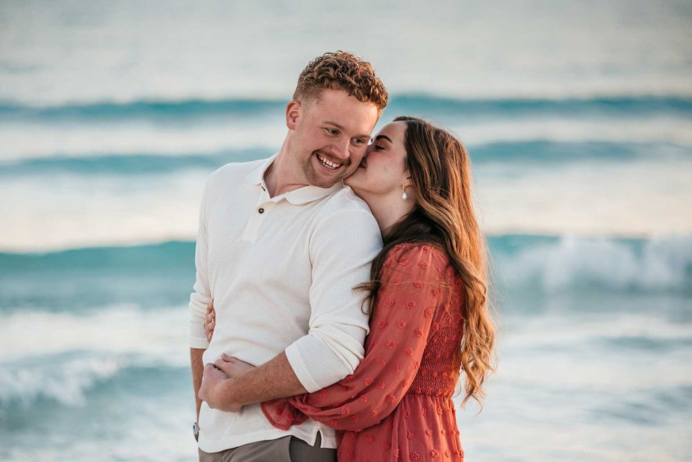 Couples Family photographer specials for spring months in Destin and Miramar Beach. Photographer that travels to you in Destin Florida.