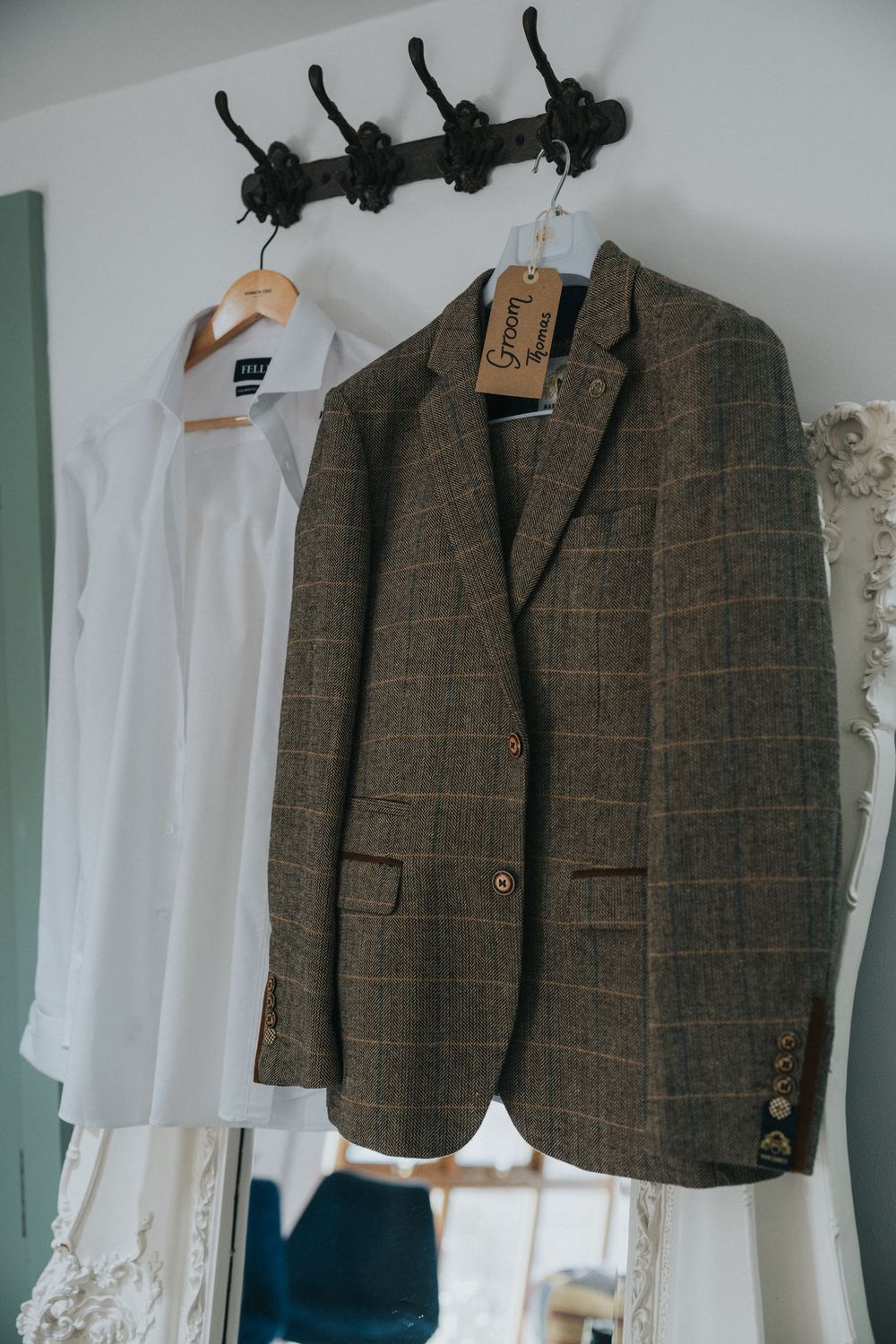 the wellbeing farm wedding photography groom prep