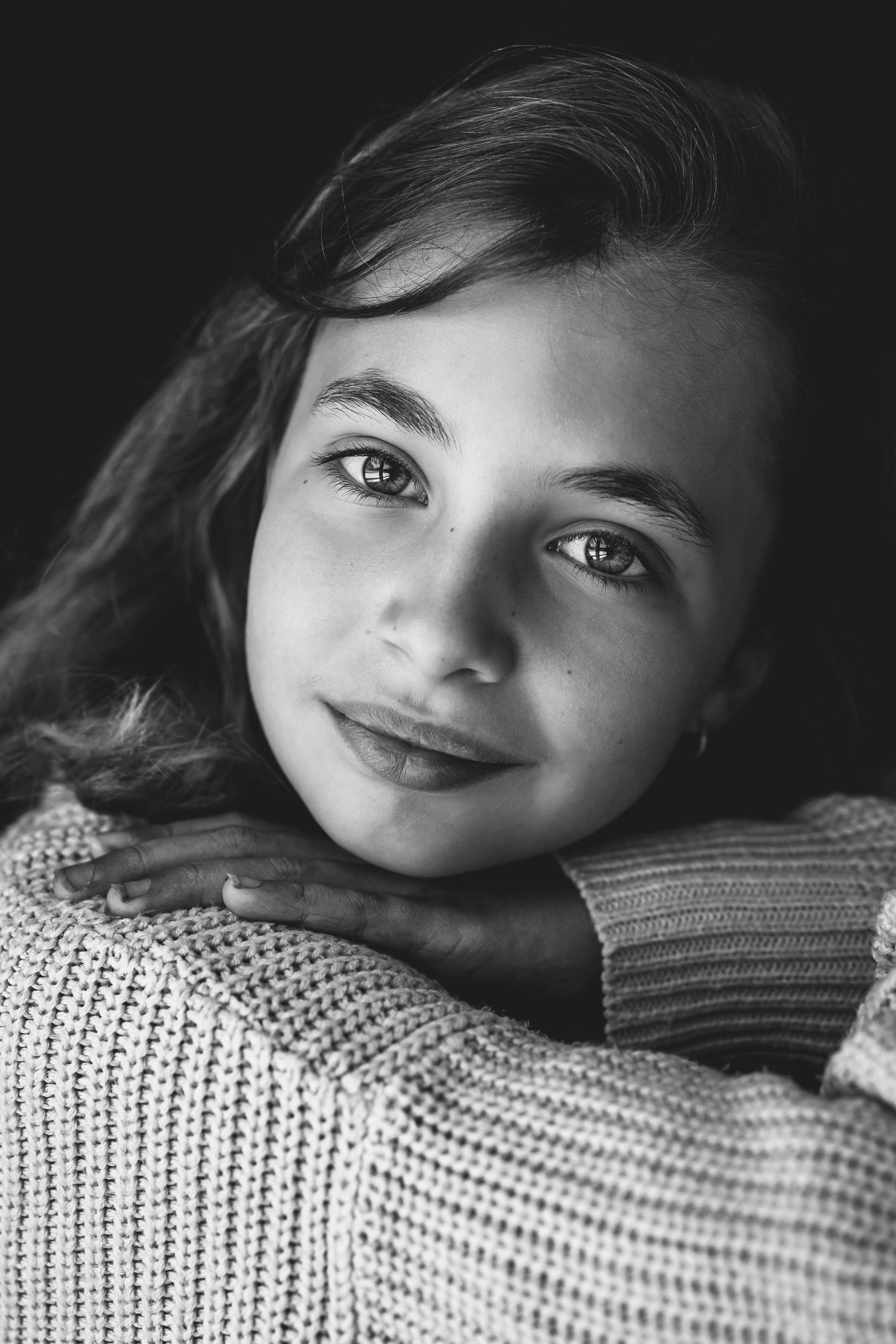 regard d'enfant en noir et blanc celine.s photography