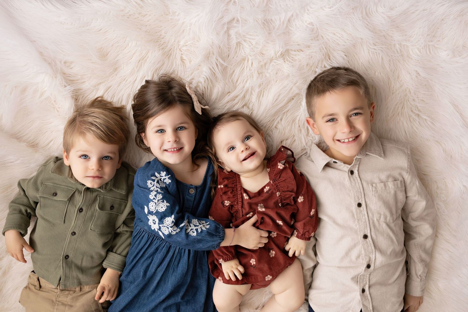 Family photos with Kendall Kuss Photography Lake Country family photographer, Watertown WI photography studio